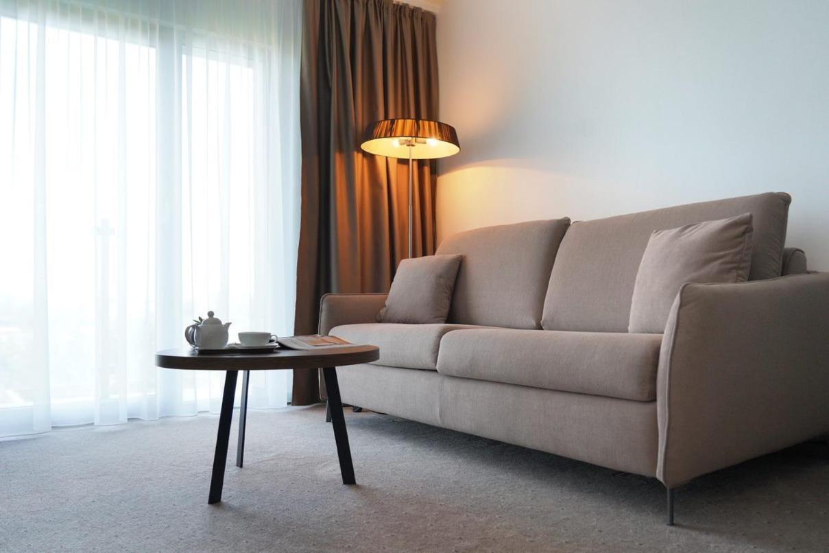 Hotel Mousson Michalovce Dış mekan fotoğraf