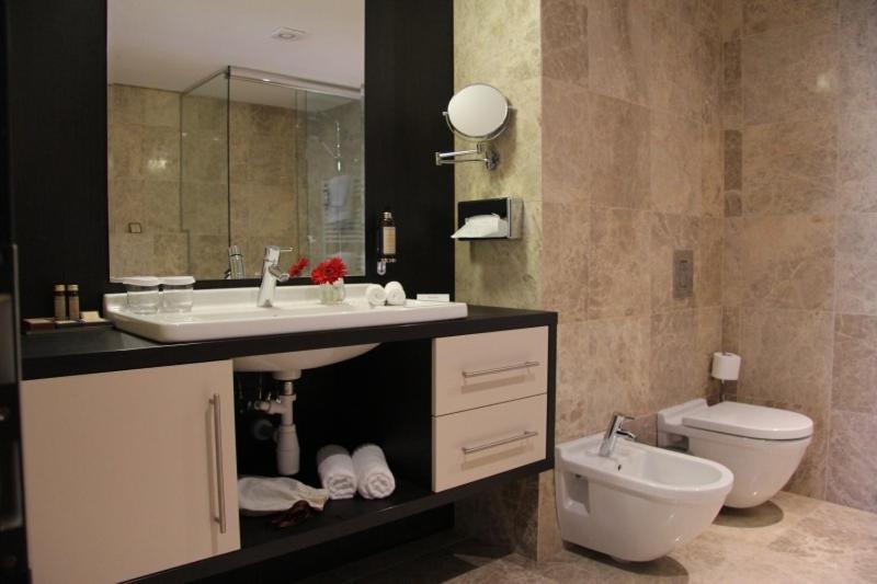 Hotel Mousson Michalovce Dış mekan fotoğraf