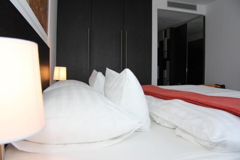 Hotel Mousson Michalovce Oda fotoğraf